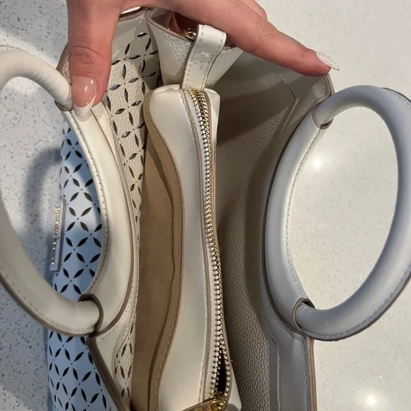 Nanette Lepore Robinne Round Handle White Handbag - Picture 7 of 7